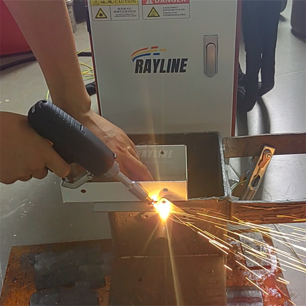 Industrial Laser Solutions - Mesin Las Laser Mini Portabel 3